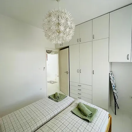Apartment Gold *